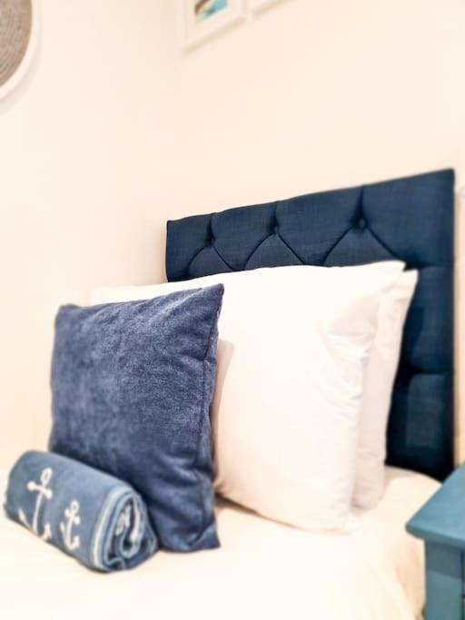 The Hideaway Luxury 5* 2 Bed Garden Apartment Σκάρμπορο Εξωτερικό φωτογραφία